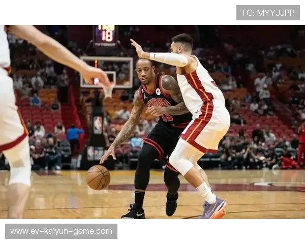 公牛队奋勇追击，争取晋级季后赛，公牛队进季后赛